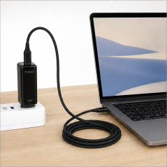 Tooq GaN USB-C PD 100W Laptop Charger Black