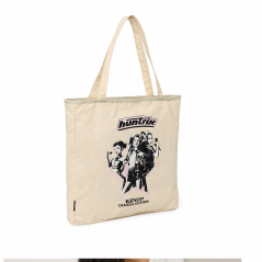 Safta K-Pop Demon Hunters Star zip tote bag beige